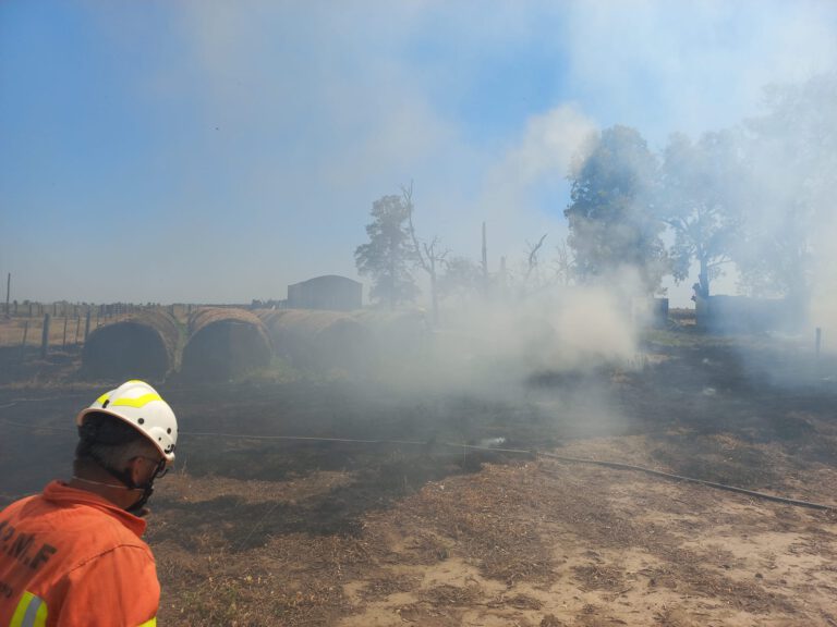 Bomberos actuaron en dos incendios forestales en zona rural de Seeber