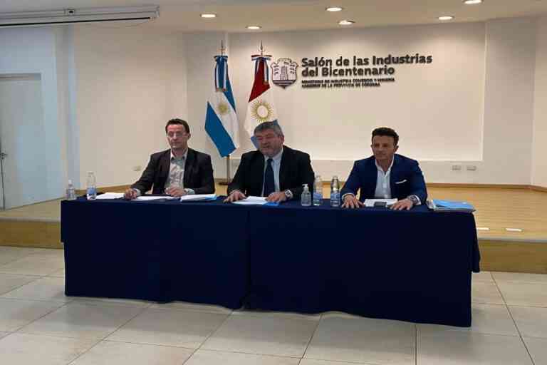 Defensa del Consumidor en 1º sesión ante representantes de la República de Perú