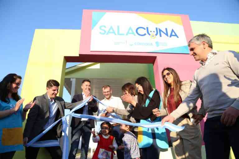 Calvo inauguró Sala Cuna 450, en la localidad de Villa Fontana