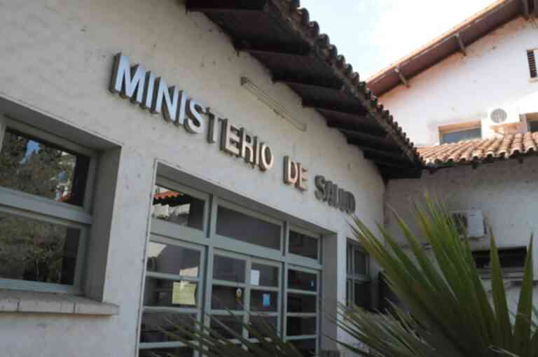 Gobierno de Córdoba dispuso adicional mensual remunerativo a equipos de salud