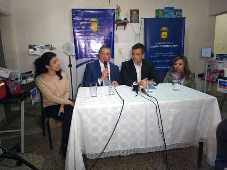 El Ministro de Gobierno Facundo Torres anunció aporte de Kits de Salud y 1 millón para la Expo