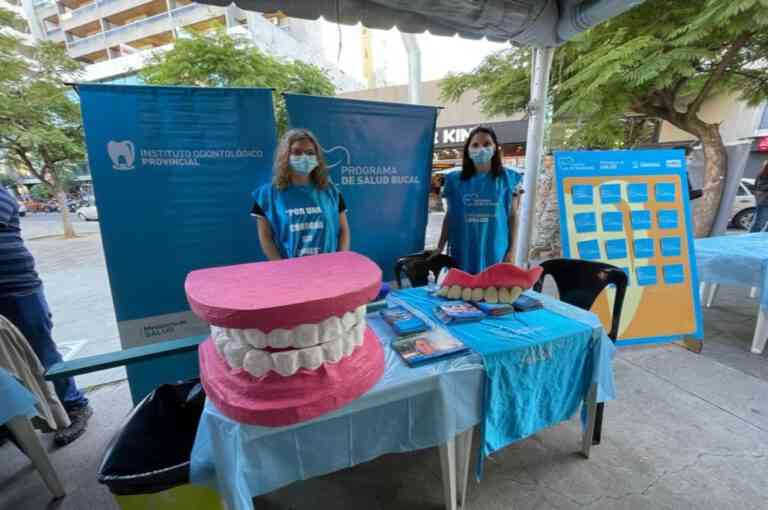 Organizan actividades en el día de la Odontología Latinoamericana