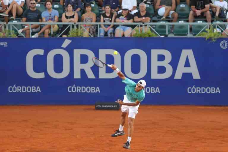 Juan y Francisco Cerúndolo avanzan en el ATP 250 de Tenis en Córdoba