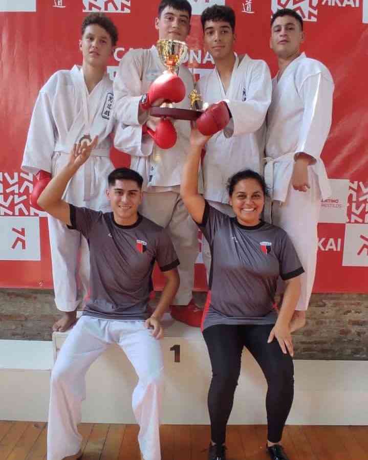 Karatecas Brinkmanenses con destacada actuación en Buenos Aires