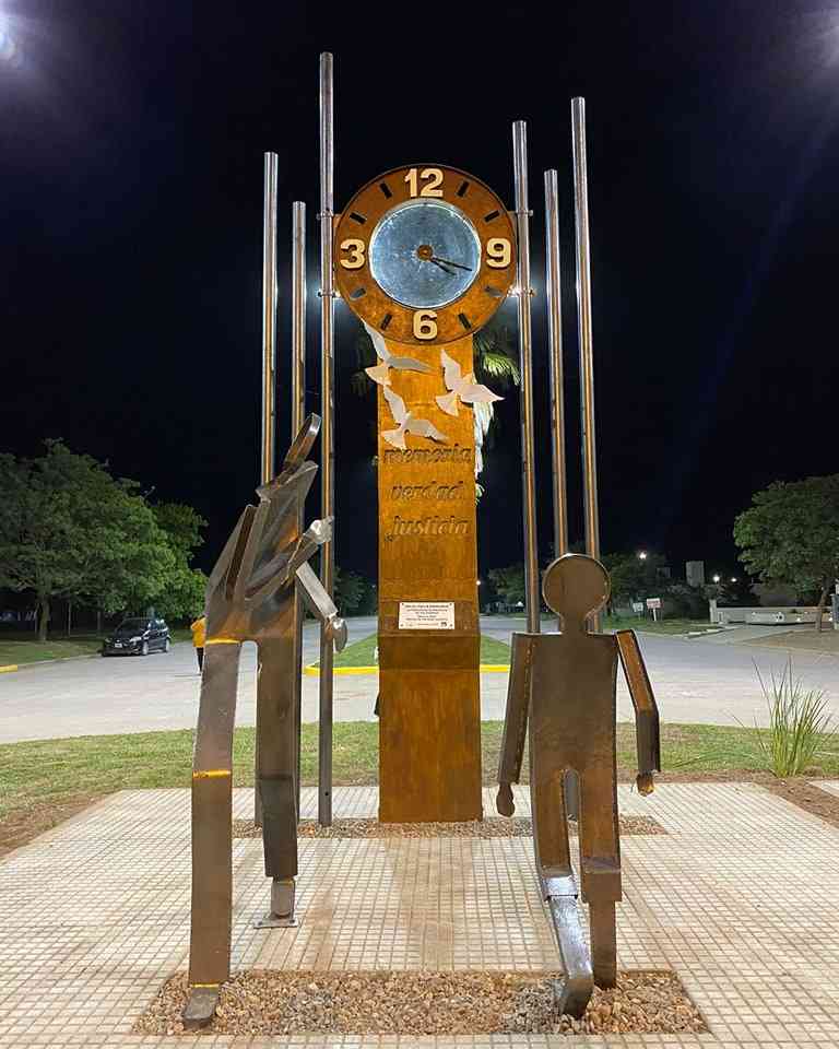 Morteros: Inauguraron «Reloj de la Memoria»