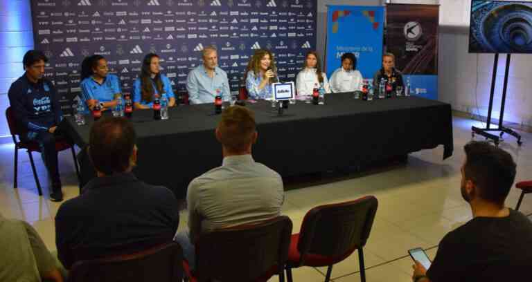 Estadio Kempes: Selección Femenina de Fútbol en amistoso ante Venezuela