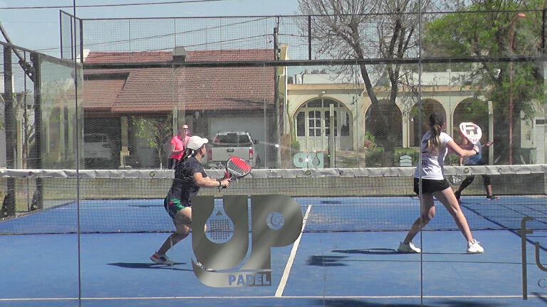 Centro Social es sede del Torneo de Padel en Damas (8° y 6°) y resto de actividades