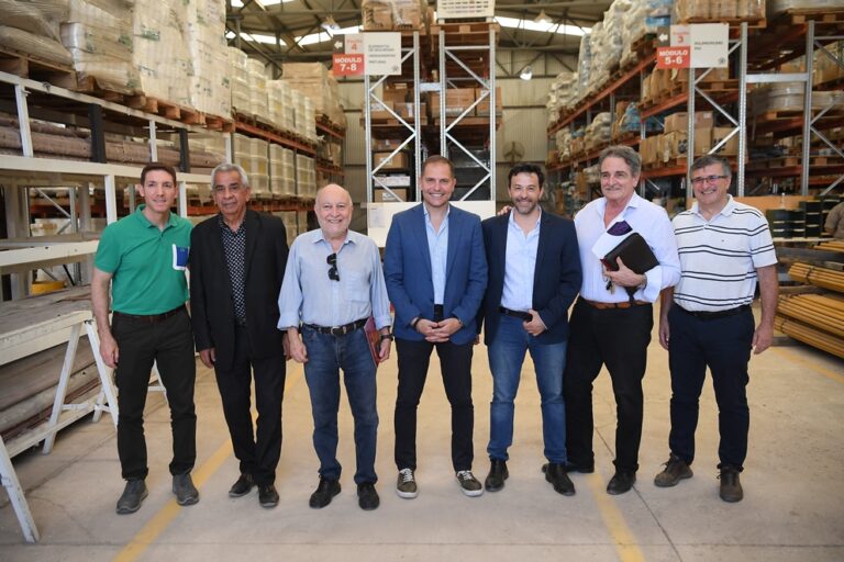 Ministro de Cooperativas y Mutuales visitó Cooperativa Horizonte (Córdoba)