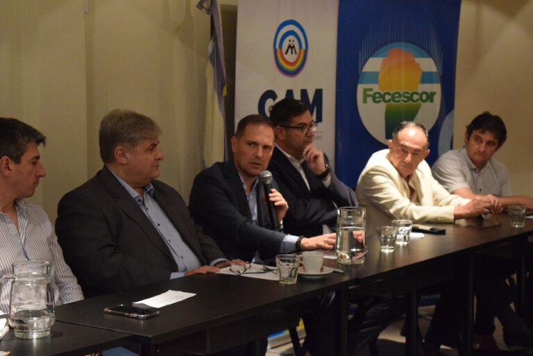 Ministro Gill se reunió con Federación Provincial de Mutualidades de Córdoba