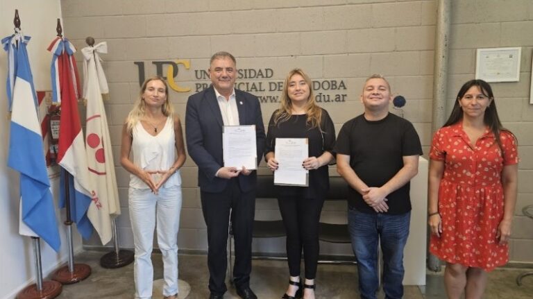 Universidad Provincial de Córdoba: Firmaron importante convenio