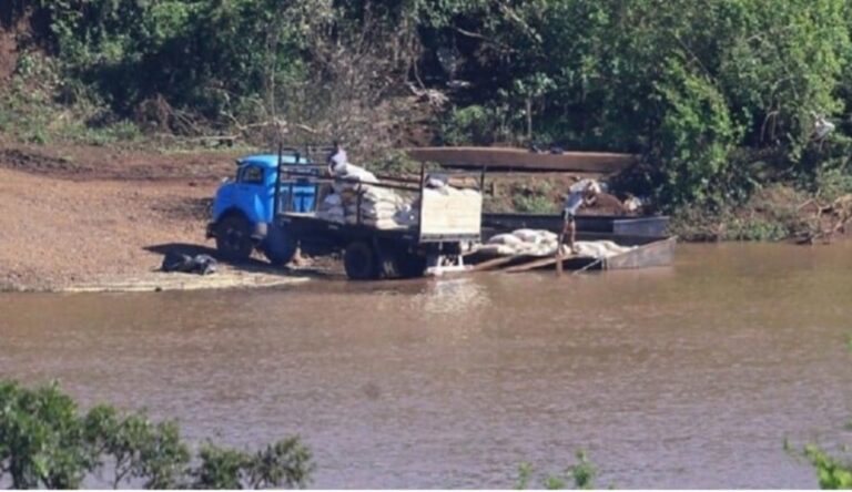Policía Federal: Operativo para desmantelar contrabando de granos a través de puertos clandestinos del Río Uruguay
