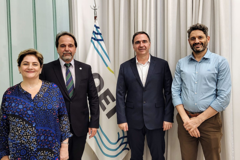 Ministro de Educación se reunió con el equipo de la Organización de Estados Iberoamericanos