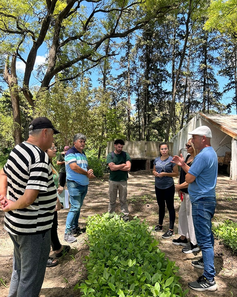 Integrantes del Ministerio de Ambiente visitaron el Vivero Provincial «Eladio Negri»