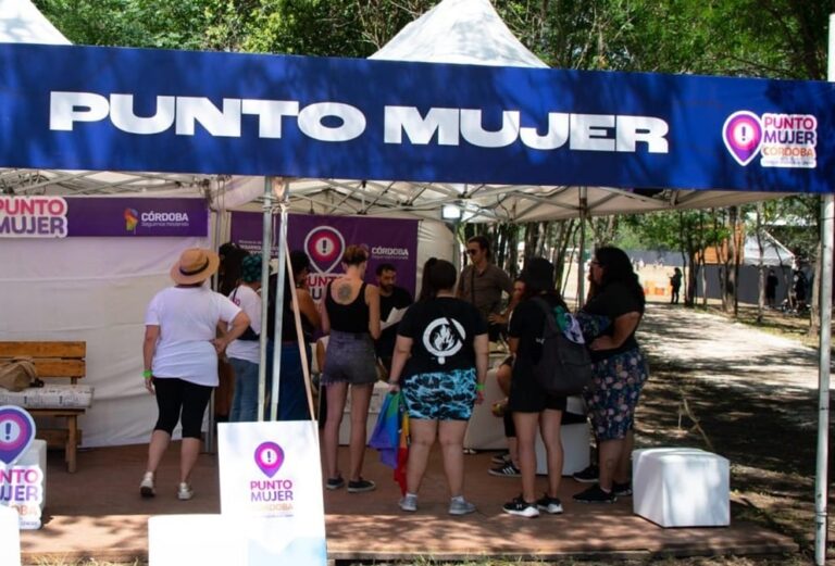 «Punto Mujer»: Llegó a los Festivales de la Buena Mesa y el Carnaval de Monte Cristo