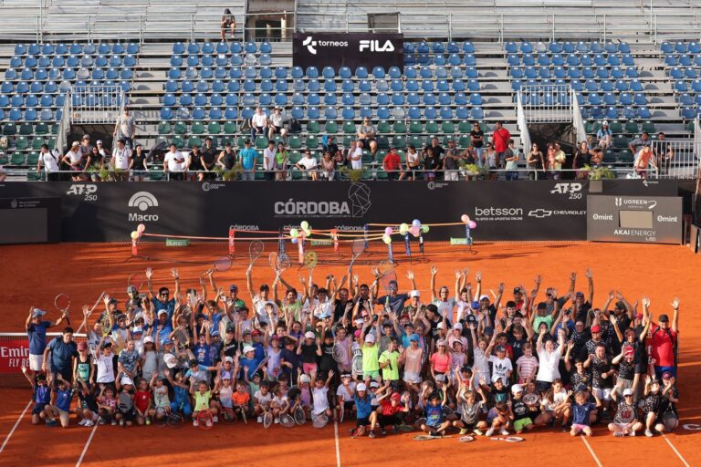 Cientos de niños de Escuelas de Tenis, protagonistas de la Qualy en el Córdoba Open